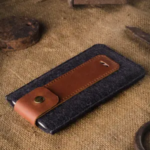 Factory Custom Cell Phone Purse Felt Phone Bag Sleeve Case Anti-theft Wallet for Travel Phone Pouch