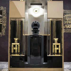 Luxury <b>Empty</b> Middle East Dubai Arab Glass <b>Bottle</b> 150ml Rectangle <b>Perfume</b> Display Hot Stamping Gold Plating Laser Engraving/ - Product Image 2
