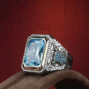 Bagues pour hommes ZhuQian en zircon bleu clair, style ethnique classique, ton argent ancien, gravure vintage, bijoux de personnalité punk, vente en gros - Product Image 1