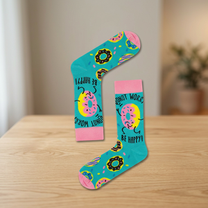 Chaussettes unisexes colorées à motifs Donut Worry Be Happy - Tissu tissé pour la maison - Product Image 3