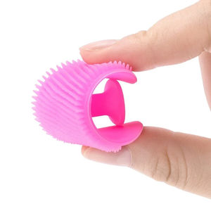 Cepillo de Silicona Suave para Lavar el Cabello de Bebés y Niños, con Peine Integrado para Baño - Product Image 4