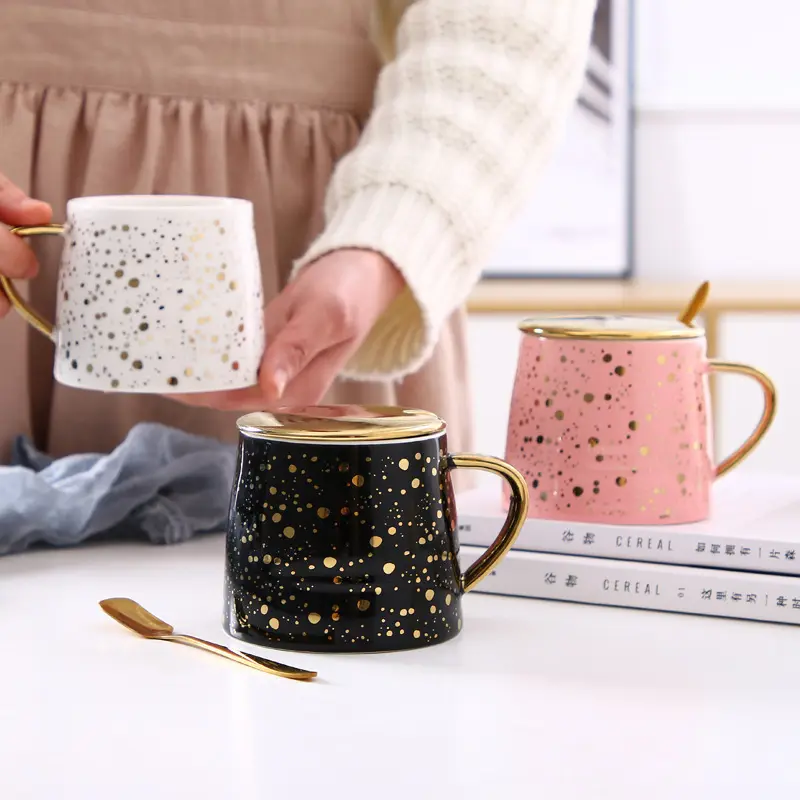 Taza de cerámica nórdica ins Creative Starry Sky, taza de café con tapa, cuchara, oficina, hogar, blanco, negro, rosa, dorado, taza de regalo de leche, 320ml