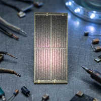 Cellule solaire GaAs à triple jonction MSCM-4.5-28.6 de qualité spatiale à haute efficacité (30 %) pour l'alimentation des petits satellites GPS et IoT