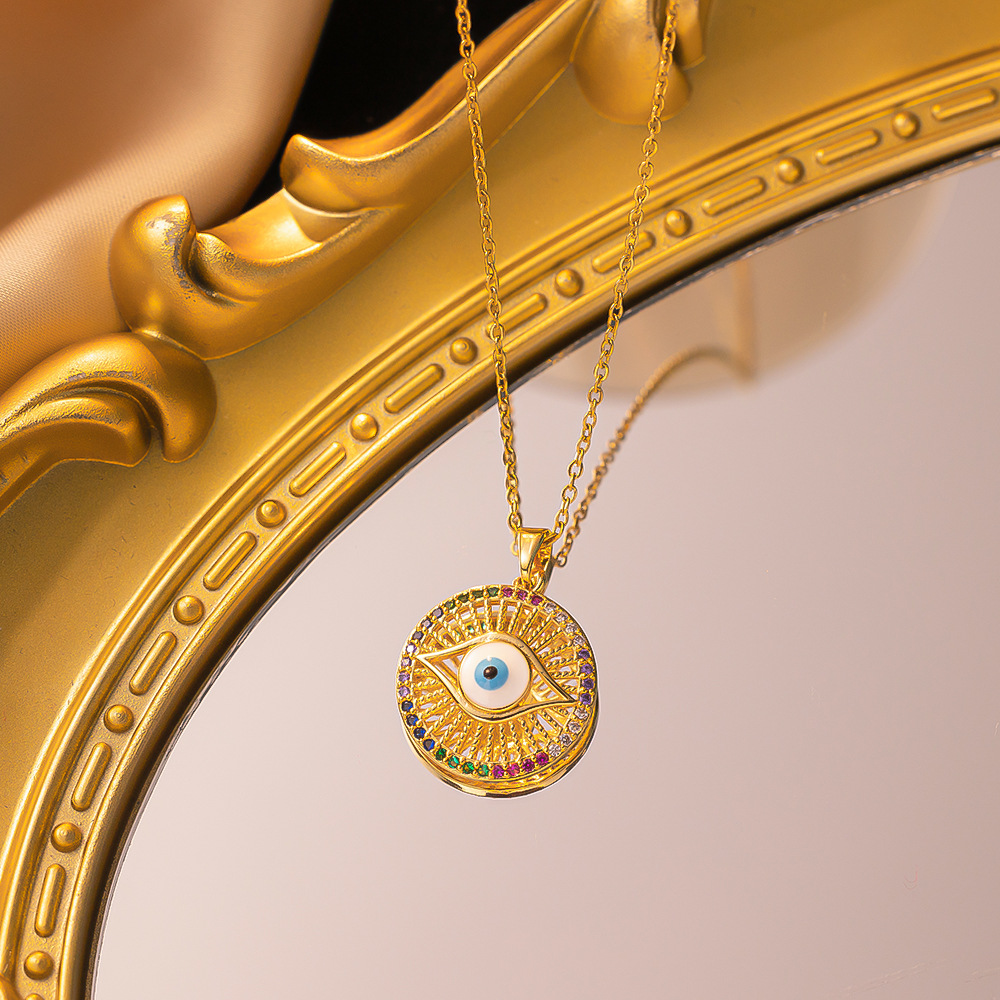 Blue eyes full of colored diamond