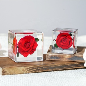 Nhựa Trong Suốt Khối Bất Rose Bảo Quản Trong Acrylic Lucite Wedding Quà Tặng Hoa Cho Valentine Của Ngày Handmade Nhựa Thủ Công Mỹ Nghệ - Product Image 5