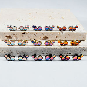 Acier chirurgical cristal Cartilage Helix Tragus plaqué <span class=keywords><strong>or</strong></span> <span class=keywords><strong>oreille</strong></span> goujon Flash <span class=keywords><strong>Film</strong></span> gemme boucle <span class=keywords><strong>d</strong></span>'<span class=keywords><strong>oreille</strong></span> Piercing femmes bijoux de corps en gros - Product Image 6