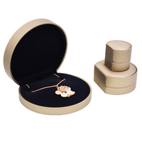 Coffret à bijoux rond personnalisé, boîte de rangement de luxe en similicuir pour boucles d'oreilles, bagues, colliers, bracelets, emballage cadeau pour bijoux fins