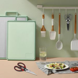 กรรไกรครัวสแตนเลสอเนกประสงค์คมกริบ ขายดี ทนทาน สีดำขาว พร้อมปลอกหุ้ม สำหรับทำอาหาร - Product Image 6