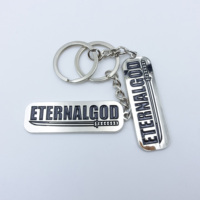 Porte-clés en métal personnalisé avec lettre S M, vente en gros de porte-clés en cube avec lettre C, gravure de nom pour la Saint-Valentin, porte-clés personnalisés