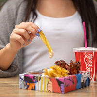 Tianxiang Emballage de conteneur de restauration rapide conception personnalisée populaire boîte de papier frites poulet aile Burger frites avec logo