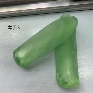 Corindon synthétique brut vert clair de haute qualité non taillé - Product Image 4