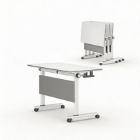Table de formation mobile à plateau rabattable avec prises électriques |   Bureau de séminaire modulaire à emboîtement avec roulettes pour espace de travail collaboratif