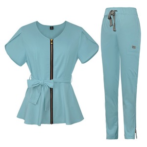 Blusa Médica de Diseño Moderno Personalizada para Mujeres, para Centros de Cuidado Postparto, Esteticistas y Terapeutas de SPA, Mezcla de Rayón y Spandex - Product Image 1