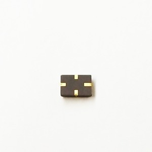 Nuevo y Original Resonador SAW Vanlong SMD5035 de 4 Pines SR5511 433.42MHZ de un Puerto con Muy Baja Pérdida de Inserción - Product Image 1