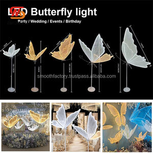 Arco Gigante 3D para Eventos y Fiestas, Decoración de Mariposas con Luces LED, Fondo Metálico para Camino de Entrada - Product Image 3