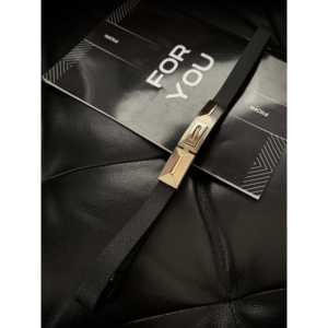 Ceinture en polyester pour femme Fiori avec boucle en alliage, style décontracté, design fin et long pour un usage quotidien - Product Image 1