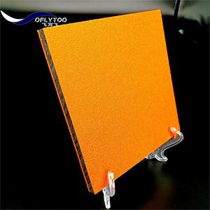 Materiale HDPE Bicolore con Finitura Opaca Testurizzata Antiscivolo per Applicazioni di Pavimentazione in Magazzino - Product Image 3