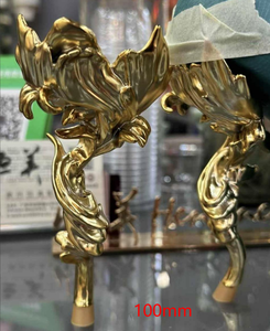 <span class=keywords><strong>Botines</strong></span> de Mujer con Punta en Pico, Tacón con Flor Dorada y Borde de Suela Roja, Diseño Personalizado de Moda en Gamuza Negra - Product Image 3