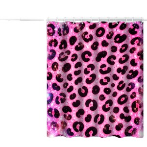 Cortina de Ducha de Poliéster con Estampado de Leopardo Rosa Brillante, Cortina de Baño con Impresión Digital Personalizada, Impermeable, Venta al Por Mayor, Moderna - Product Image 5