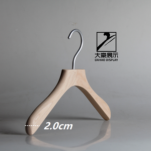 <span class=keywords><strong>Perchas</strong></span> de <span class=keywords><strong>Madera</strong></span> Ligeras de Tamaño Pequeño con Metal de Aluminio en Color <span class=keywords><strong>Madera</strong></span> Natural para Exhibición de Ropa Infantil - Product Image 2