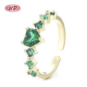 Moda señoras oclor joyería verde circón 18K Latón chapado en oro mujeres anillos en forma de corazón con tienda de anillos en línea - Product Image 1
