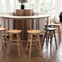 Chaise en bois massif de haute qualité en forme de pomme pour cafés, cuisines de style nordique et salons