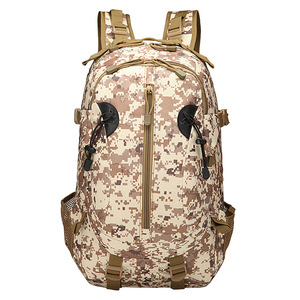 Sac à dos tactique en gros pour la randonnée, l'alpinisme et les sports de plein air - Design camouflage en tissu Oxford et polyester - Product Image 1
