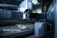 Máquina de Corte Láser de Fibra CNC Serie BS-H 3015 con Mesa de Trabajo Intercambiable, Enfoque Automático y Láser de Fibra Raycus de 3000W para Metal