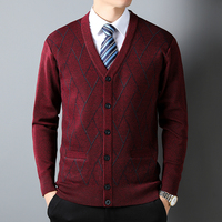 Cardigan classique vintage à col en V pour homme, options personnalisées, tricot plat en polyester et viscose, poches, vente en gros d'usine, automne 2025