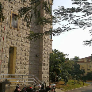 Couleur or extérieur pierre naturelle fendue maison mur pierre revêtement <span class=keywords><strong>jardin</strong></span> panneau de revêtement mur de retenue granit - Product Image 2