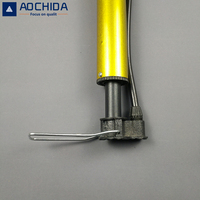 Vente directe d'usine guidon en plastique confortable Base en acier tuyau d'air Durable personnalisation de la couleur gonfleur de vélo pompe à vélo