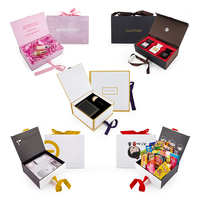 Boîte Cadeau en Carton Personnalisée pour Vêtements, T-shirts et Emballage Textile – Vente en Gros Usine