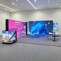 Écran LED COB d'intérieur Lecede à pas de pixel fin avec service frontal pour affichage vidéo et signalétique de centre commercial