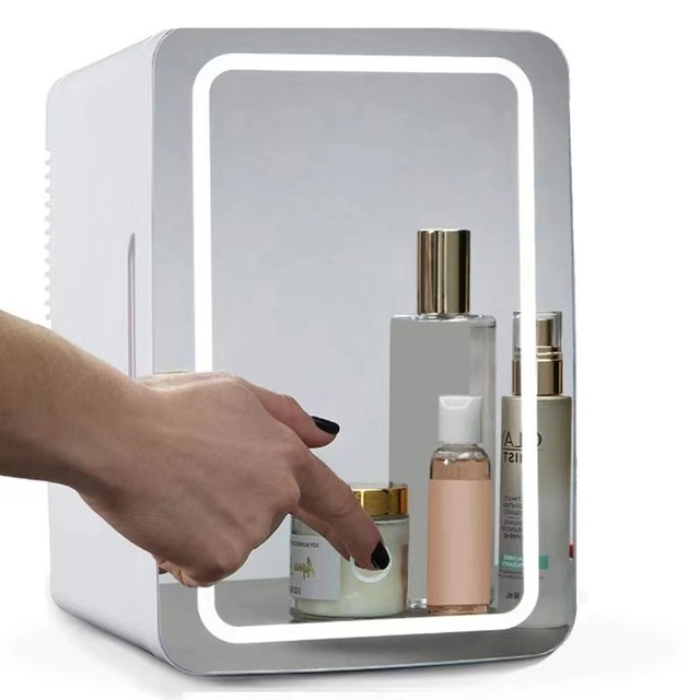 Portable Plastic Semiconductor Mirrored Beauty Fridge LED Lighting 4 Liter Mini Refrigerator Skin Care Makeup Storage 12V/AC Car