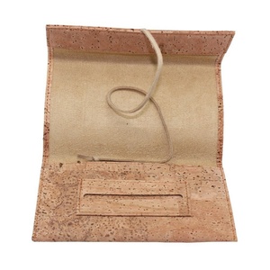 Estuche para Cigarrillos de Corcho con Diseño Personalizado OEM de la Marca Boshiho, Bolsas Veganas para Tabaco - Product Image 2