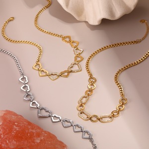 Collar de Acero Inoxidable con Cadena de Eslabones, Diseño Geométrico de Amor, Chapado en Oro de 18K, Resistente al Agua, Duradero, No se Desvanece, Moderno, de Lujo Ligero, Premium, Ideal para Regalo - Product Image 2