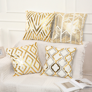 Housse de coussin décorative de Noël de luxe, taie d'oreiller peinte <span class=keywords><strong>or</strong></span> et noir pour canapé, accent doré élégant pour la maison - Product Image 3