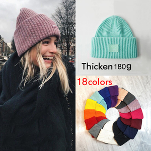 Berretti personalizzati in lana da 180g e berretto di lana invernale caldo e caldo e spesso per gli amanti universale berretto da cappello invernale da donna