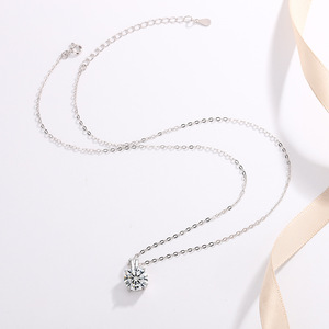 Collar de Plata de Ley S925 con Moissanita de 1/<span class=keywords><strong>2</strong></span>/3 <span class=keywords><strong>Quilates</strong></span>, Corte Redondo Clásico de 4 Puntas, D VVS1, Gargantilla Minimalista con Cadena de Moissanita para Mujer - Product Image 4