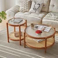 Nouvelle conception de table basse ronde en verre avec plateau en rotin et bois massif, style nordique moderne pour le salon