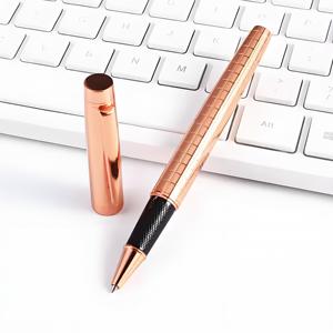 Stylo à bille de luxe en métal gris sculpté avec logo personnalisé pour cadeau ou promotion