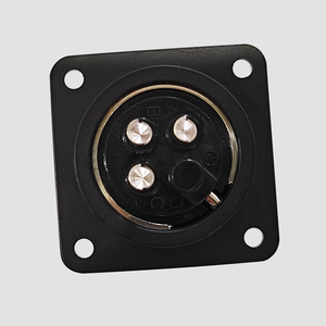 F06B-0001-K003 # L-6M F06B-0001-K004 # Câble d'alimentation moteur L-6M FANUC pour autres équipements électriques, tête coudée 6M - Product Image 6