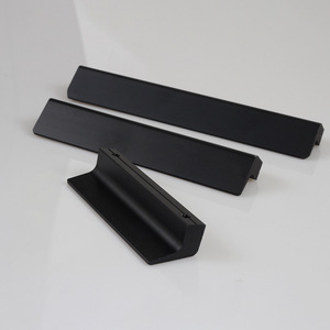 Puxador de Porta de Armário Preto de Estilo Nórdico Simples e Moderno Puxador de Gaveta Dourado Extendido Fornecimento Direto da Fábrica para Guarda-Roupa e Cozinha - Product Image 4