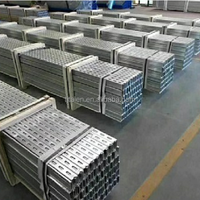 Support solaire photovoltaïque fixe à angle optimal pour panneaux solaires à vendre