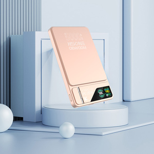 Batterie externe magnétique ultra-fine en alliage d'aluminium LF17, charge rapide sans fil 15W, écran TFT, support intégré, entrée Type-C - Product Image 2