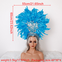 Coiffe de carnaval surdimensionnée en plumes moelleuses avec décorations étoiles en strass pour défilé de samba