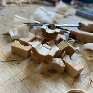 Porta Palillos de Madera, Organizador de Cubiertos Duradero y Reutilizable para Mesa de Comedor, Cocina y Restaurantes - Product Image 2