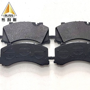 M-RACE <span class=keywords><strong>de</strong></span> frein à piston en céramique Forge 6 <span class=keywords><strong>Kit</strong></span> <span class=keywords><strong>de</strong></span> frein à piston 9N pièces <span class=keywords><strong>de</strong></span> rechange <span class=keywords><strong>de</strong></span> voiture accessoires jeu <span class=keywords><strong>de</strong></span> plaquettes <span class=keywords><strong>de</strong></span> frein automatique - Product Image 4