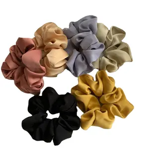 Wholesale 2024 Hair Accessories Solid Color Simple Style Silk Elastic Hair Tie Can Custom LOGO Satin Hair Scrunchies