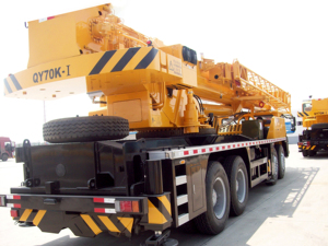 Grue Mobile de 70 toneladas de marque Superieure de <span class=keywords><strong>La</strong></span> Chine avec des fleches a 5 secciones QY70KH camion <span class=keywords><strong>grua</strong></span> - Product Image 3